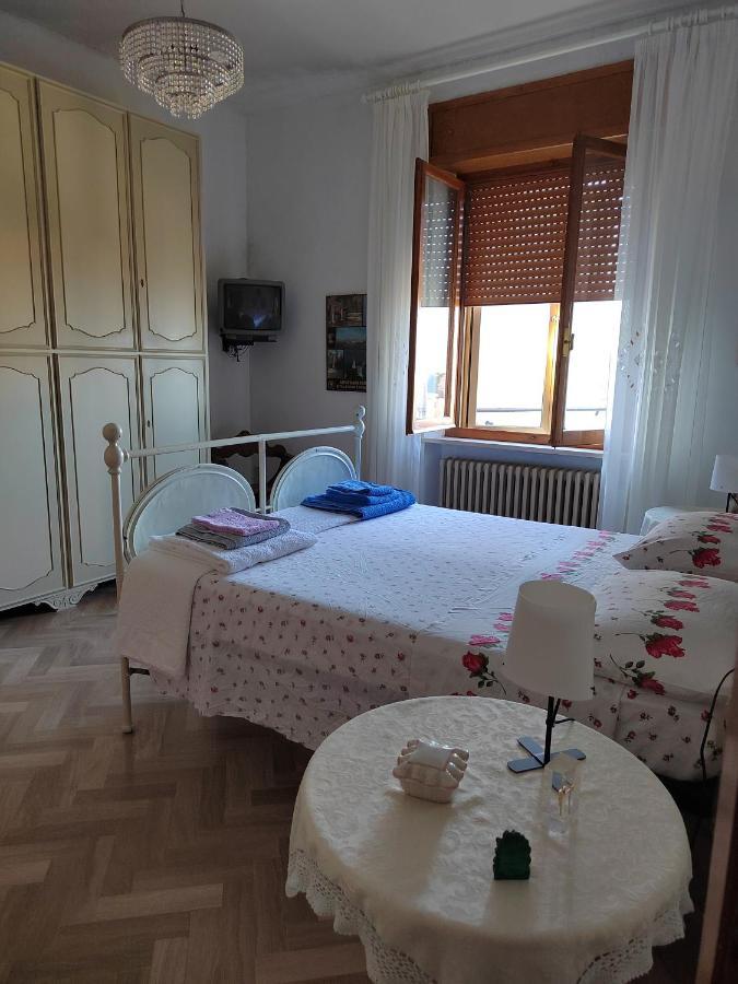 B&B La Finestra Sul Mare Ripatransone Buitenkant foto